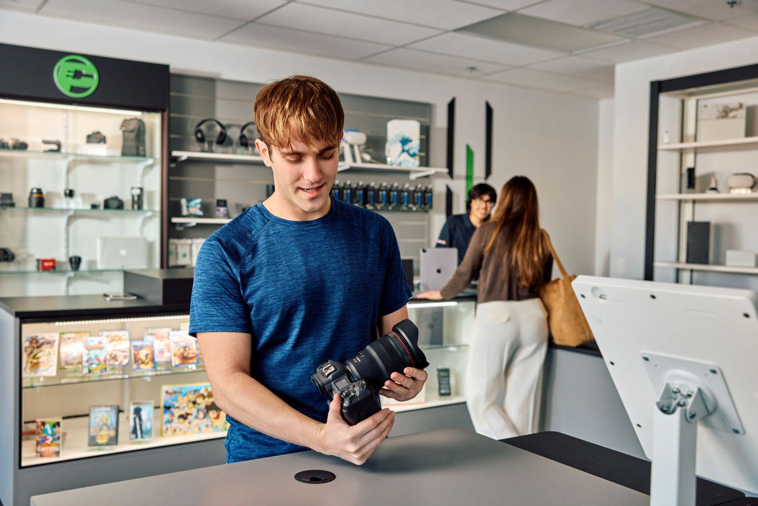 man shopping in paymore
